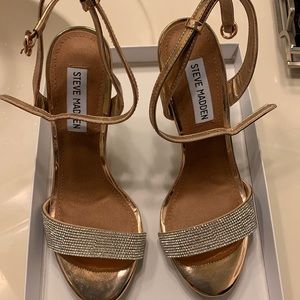 STEVE MADDEN - Rose Gold with diamanté heels
